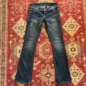 Women’s juniors Guess jeans size 26. Daredevil boot cut.